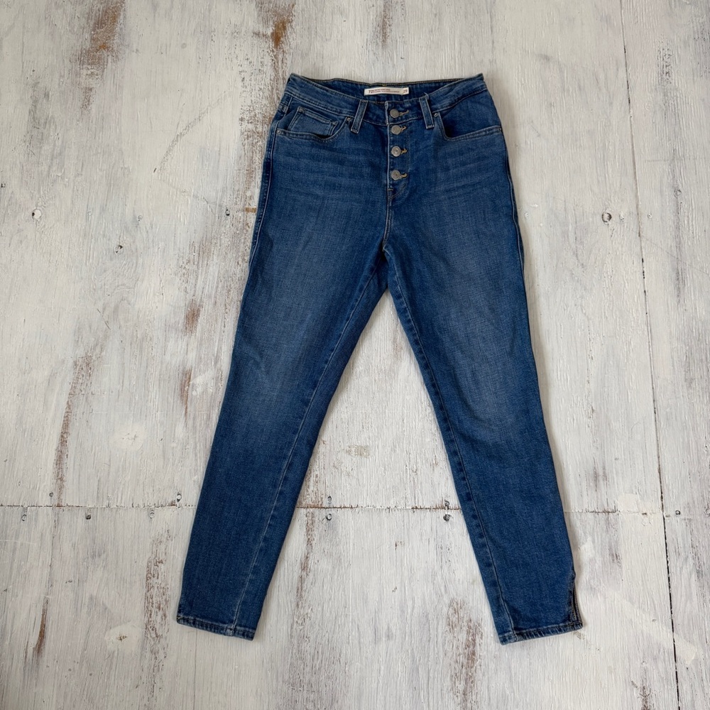 Levi’s 721 High Rise Skinny Jeans Medium Wash Button Fly Size 29